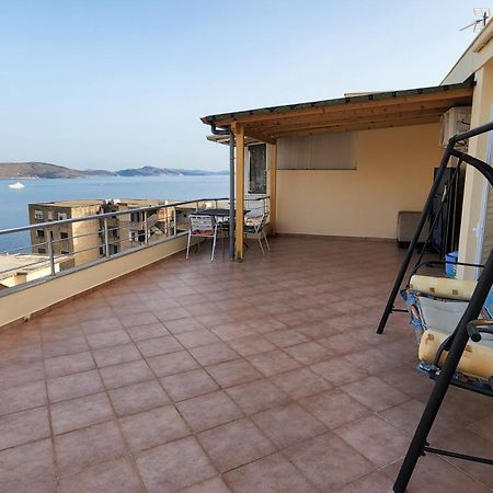 Glen'S Rooftop Saranda Kültér fotó