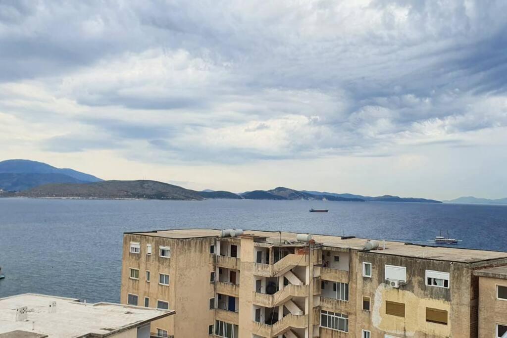 Glen'S Rooftop Saranda Kültér fotó